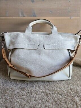EUC Gianni Chiarini Leather Duna Tote Bag